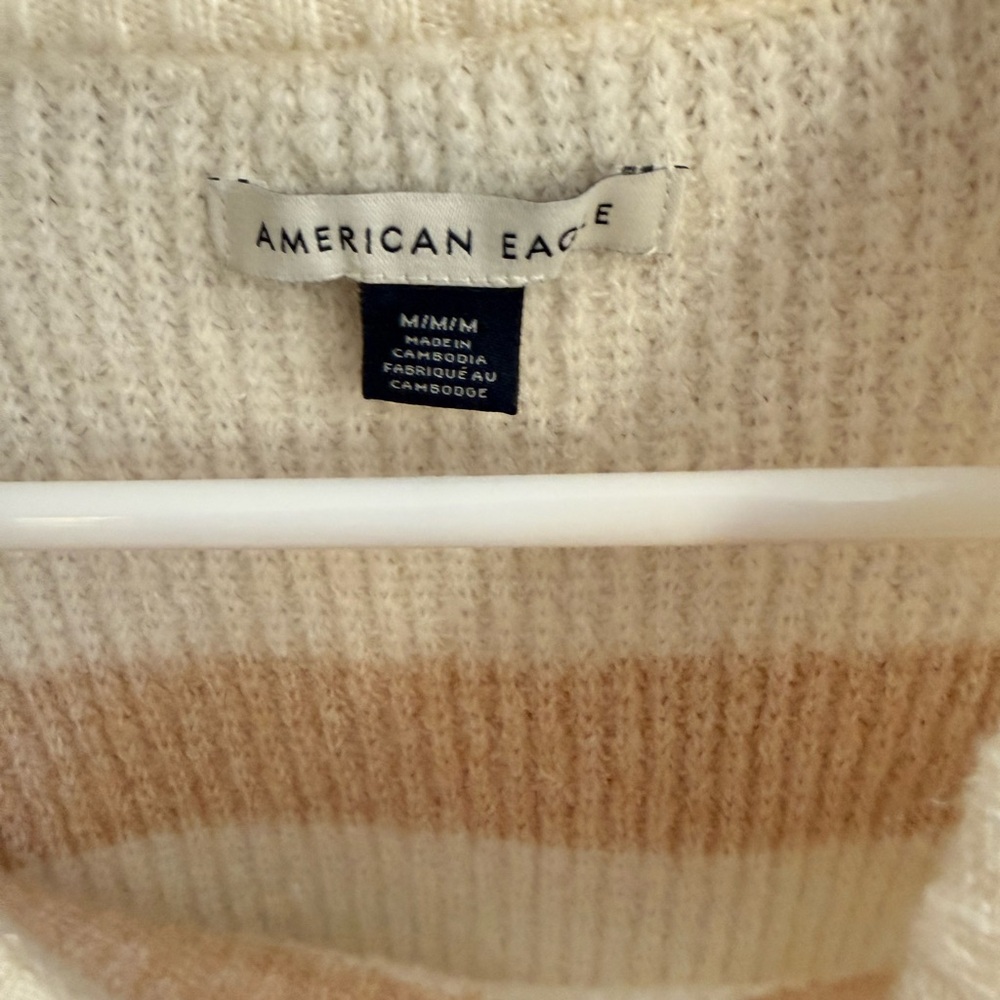 American Eagle Outfitters | Stripped Cream and Tan - Picture 6 of 10